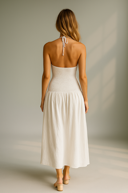 Hvid maxikjole med smock overdel og tynde stropper